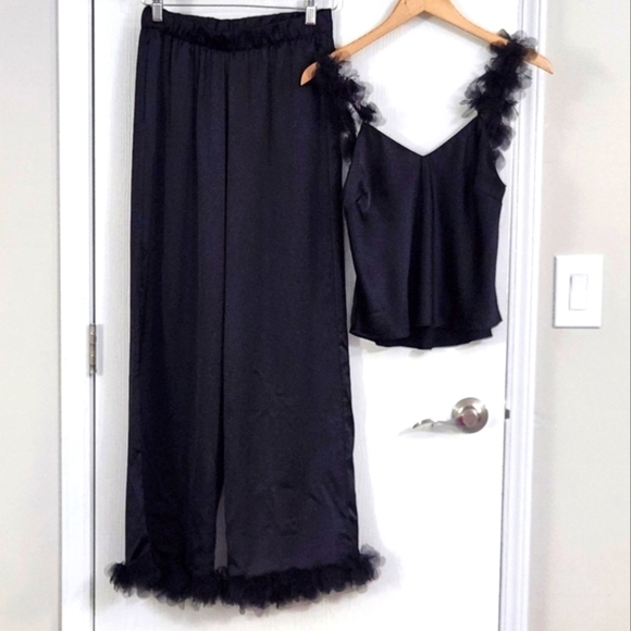 New!For Love and Lemons floral trim  PJ Set - Picture 2 of 12